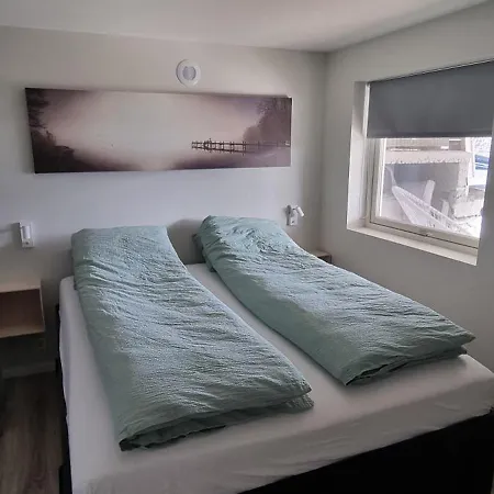 Cozy Basement Apartment Alesund