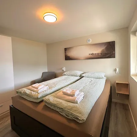 Cozy Basement Apartment Ålesund