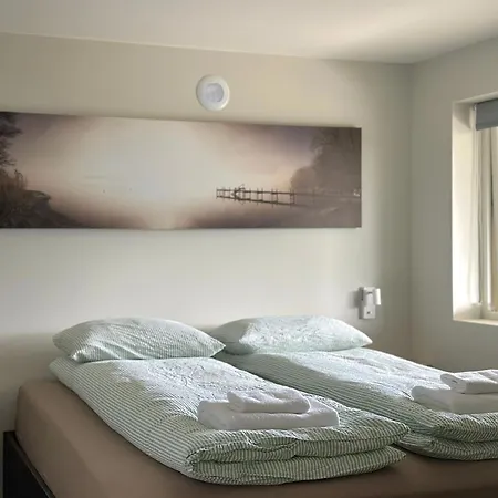 Apartment Cozy Basement Ålesund